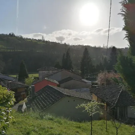 La Casina De La Bisa بيت للعطل