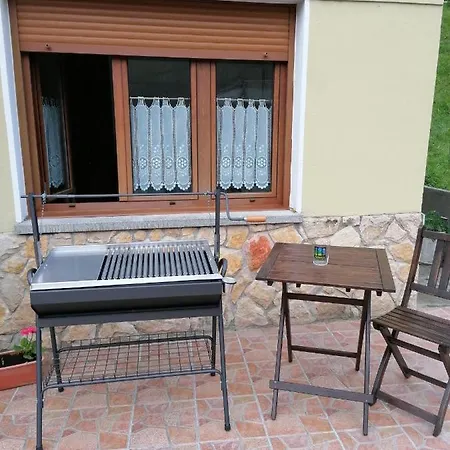 بيت للعطل La Casina De La Bisa *